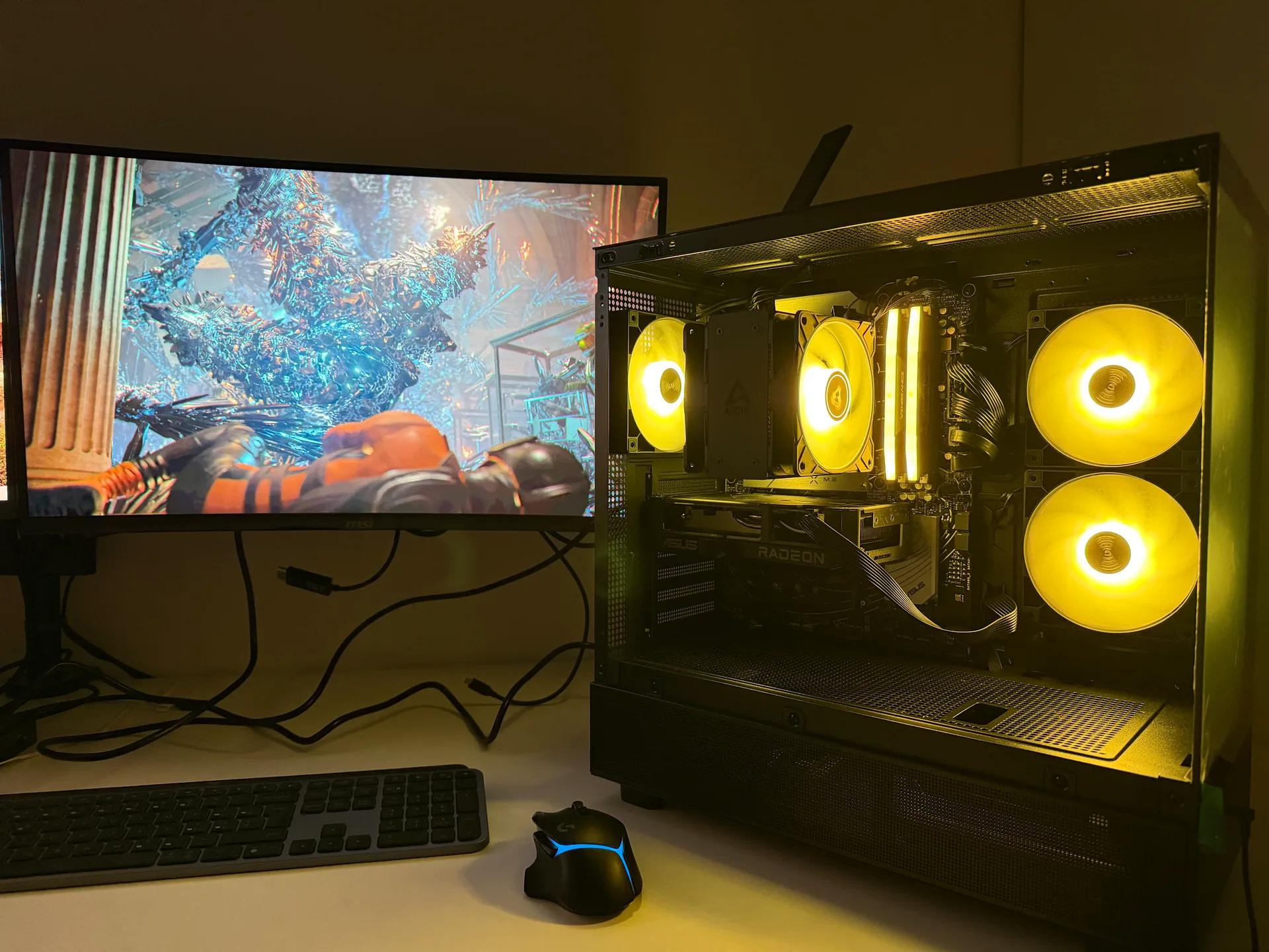 Herní sestava do 35 000,- Kč: Umění cable managementu a krocení RGB
